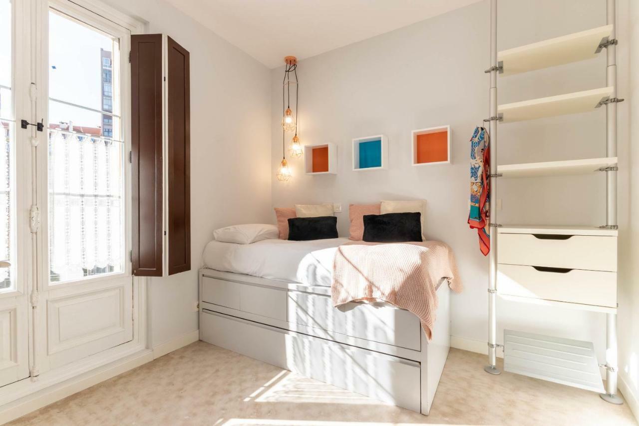 Apartment Acogedor, De Diseno Moderno En Zona Antigua Bilbao